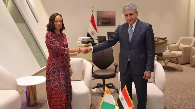 وزير السياحة والآثار يستقبل وزيرة الثقافة بكوت ديفوار