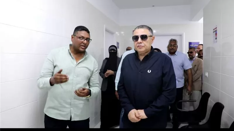 محافظ البحر الأحمر يفتتح وحدة صحة سفاجا بعد تطويرها