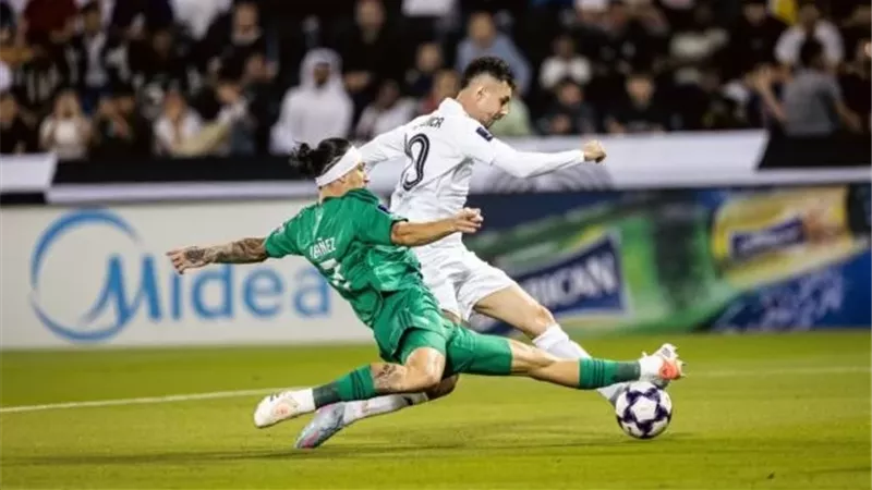 الأهلي يعبر السد القطري بثنائية في دوري أبطال آسيا للنخبة