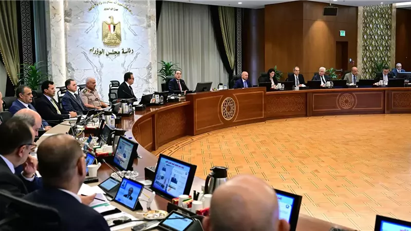 مجلس الوزراء يوافق على مد الإعفاء من رسوم مقابل 