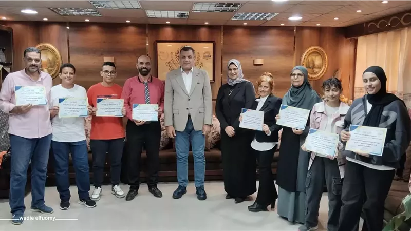 تكريم الطلاب والمعلمين الفائزين بالمسابقات النوعية بتعليم دمياط