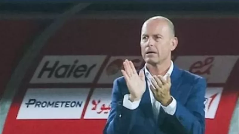 توروب: اتطلع لحصد أول لقب مع الاهلي.. وسعيد بإقامة السوبر فى الإمارات
