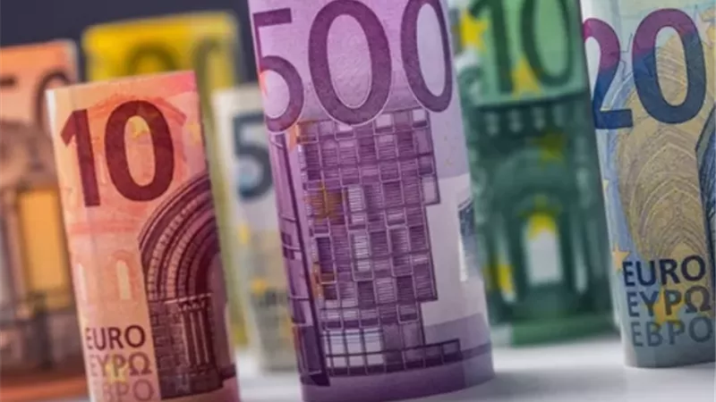 عوائد سندات اليورو تتراجع وسط حذر المستثمرين تجاه الأسهم