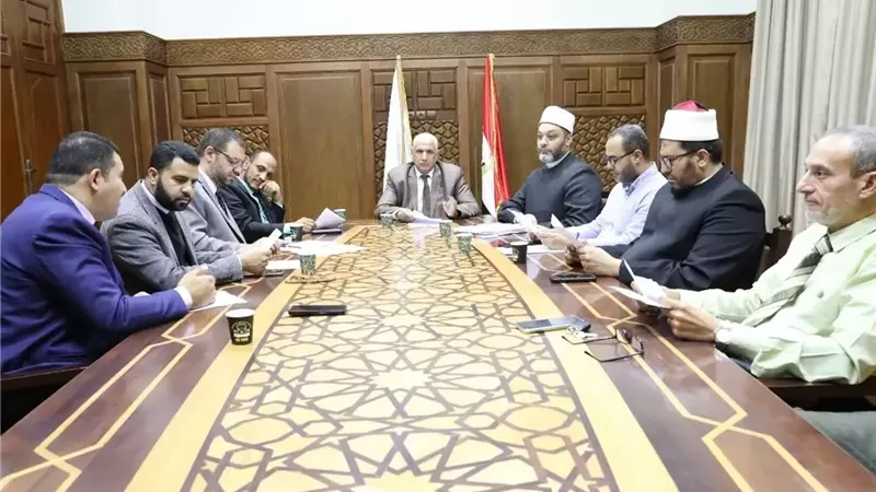 الدراسات الفقهية بكبار العلماء تؤكد على أهمية الاجتهاد الجماعي