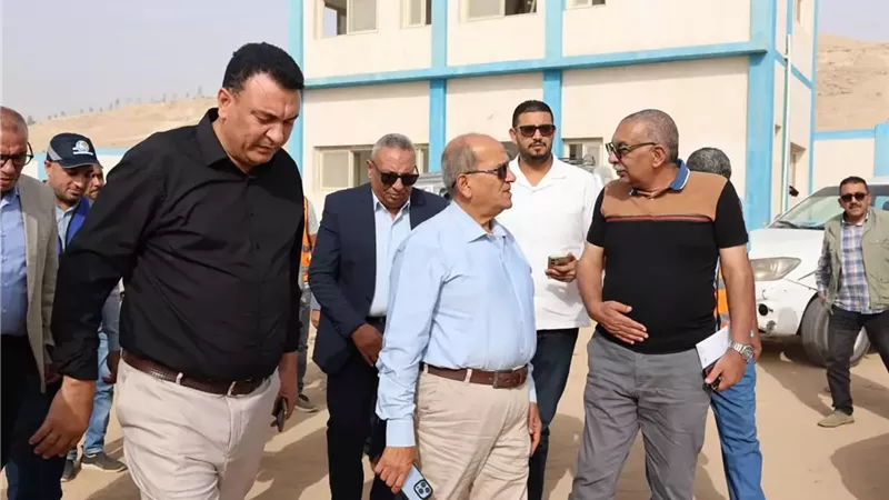 رئيس القابضة لمياه الشرب يتابع مشروعات 