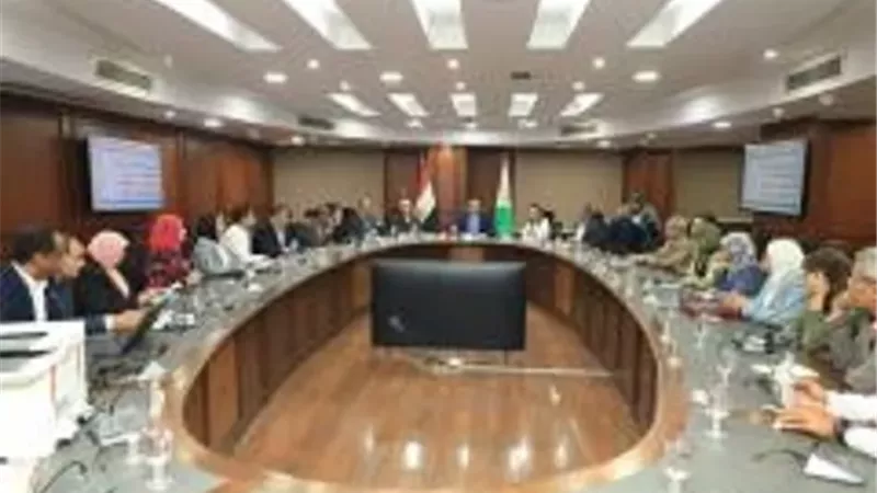 محافظ الجيزة يشهد القرعة الإلكترونية لـ١٧٠٠مدفن جاهز بطريق الفيوم