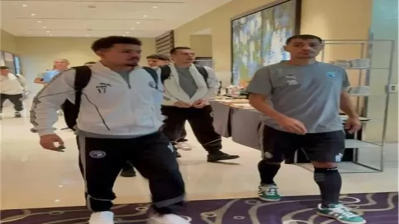 بيراميدز يتوجه إلى استاد آل نهيان استعدادا لمواجهة الزمالك