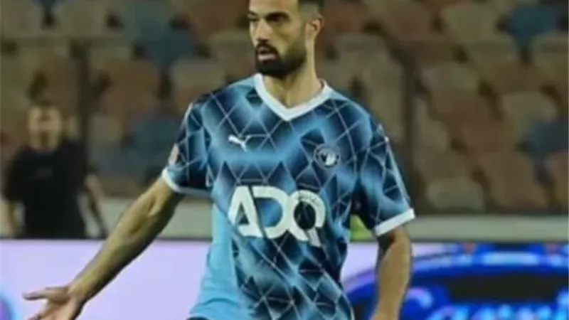 تفاصيل إصابة مدافع بيراميدز خلال مباراة الزمالك في السوبر المصري