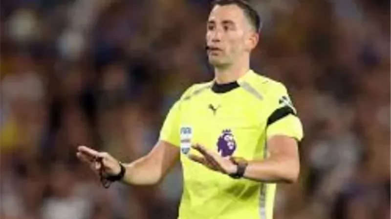 رابطة الدوري الإنجليزي تكشف عن حكم لقاء مانشستر سيتي وليفربول