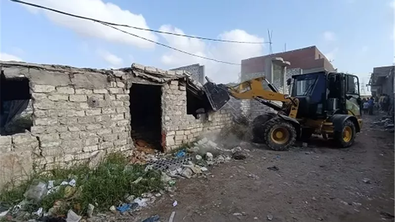 ازالة١١حالة تعدى على اراضى واملاك الدولة بنجع العرب