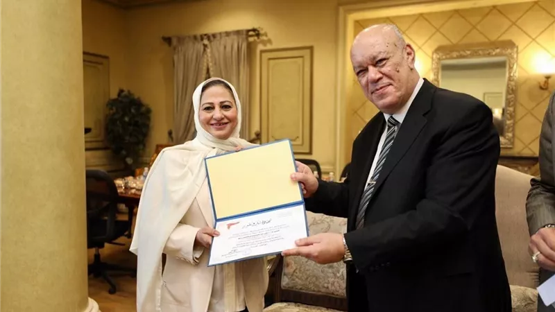 ميناء القاهرة الجوي تكرم حنان بدور.. تقديرا لمسيرتها المهنية