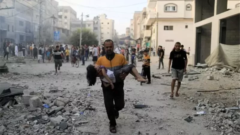 استشهاد طفل فلسطيني إثر انفجار جسم من مخلفات الاحتلال الإسرائيلي بغزة