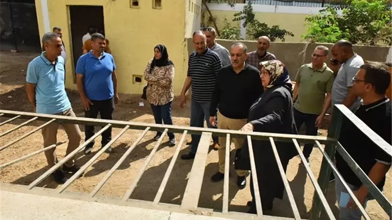 محافظ أسيوط يتفقد مدرسة التربية الفكرية ويوجه بتطويرها