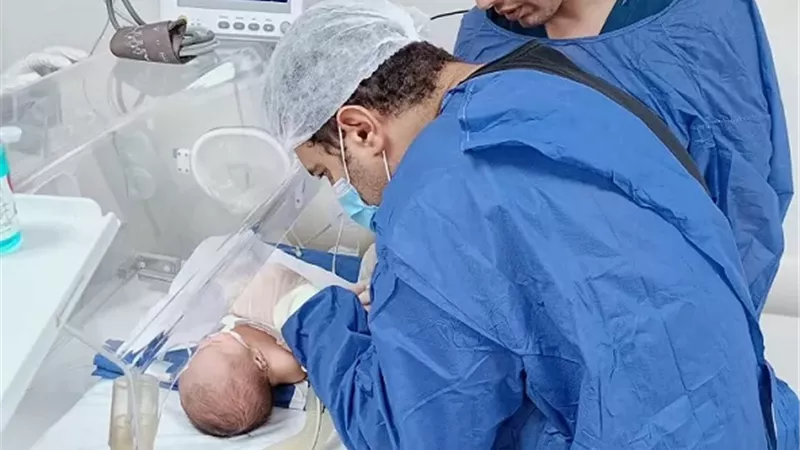 إنقاذ ثلاث اطفال مبتسرين بمستشفى حميات المنيا بعد شهر من العناية