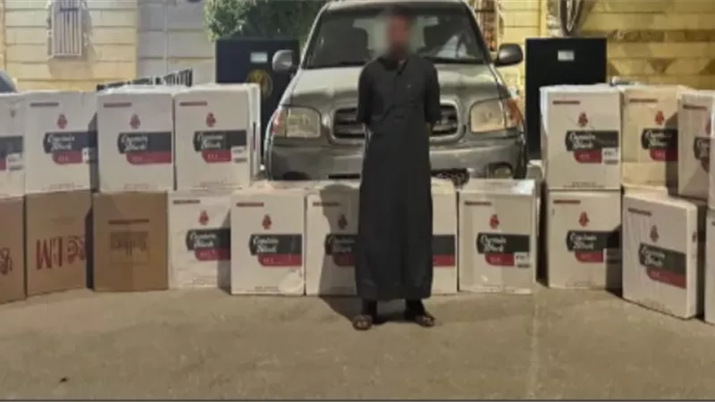 ضبط شخص بحوزته 22 ألف عبوة سجائر مجهولة المصدر بمطروح
