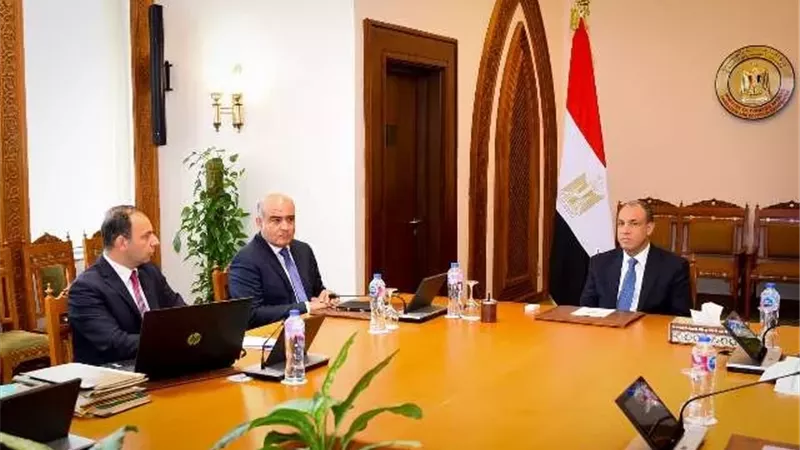 وزير الخارجية يتابع مشروع رقمنة وتحديث منظومة الوثائق والمستندات التاريخية