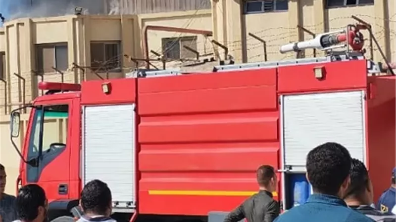 النيابة تحقق فى حريق مخزن لمصنع نسيج بالعامرية غرب الاسكندرية