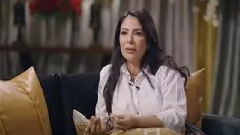 منى زكى تكشف موقفها من عمليات التجميل