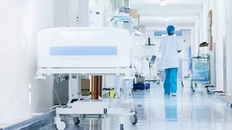 أدوية مخدرة ومستلزمات مجهولة.. فضيحة داخل مستشفى خاص بشبرا الخيمة
