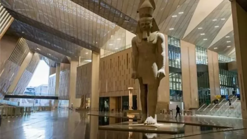 التليفزيون المصري يعيد بث حفل افتتاح المتحف الكبير علي جميع قنواته مساء اليوم