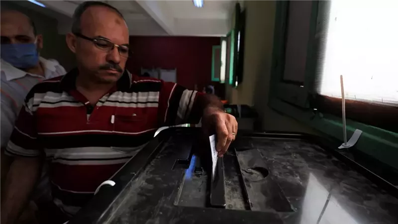 لجان الاقتراع تستقبل الناخبين في اليوم الأول لانتخابات النواب