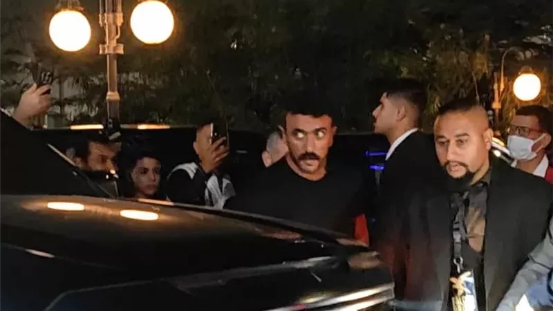 زاهر والعوضى وزيادة فى عزاء والد محمد رمضان