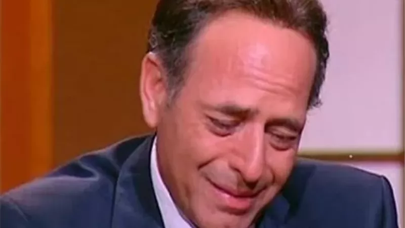 ذكرى ميلاده... لماذا بكى ممدوح عبد العليم مع عمرو الليثى؟!
