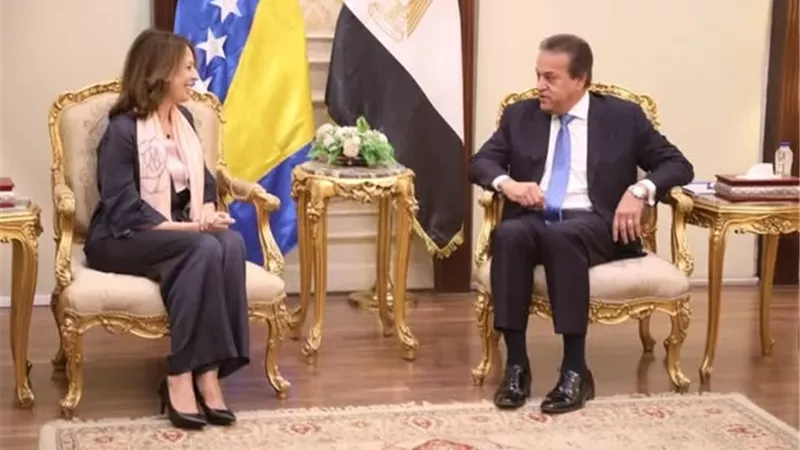 وزير الصحة يلتقي وزيرة الشؤون المدنية في البوسنة والهرسك