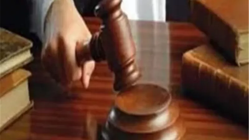 المؤبد لثلاثة عمال لاتجارهم بالمخدرات وحيازة 