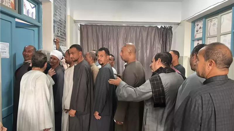 إقبال كبير من الناخبين بقنا على صناديق الاقتراع بانتخابات النواب