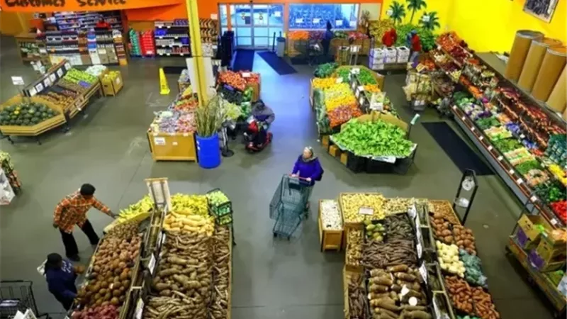 اقتصاد أمريكا يخسر 15 مليار دولار أسبوعياً بسبب الإغلاق الحكومي