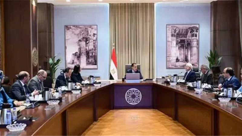 مدبولي يتابع الموقف المالي للهيئة القومية للتأمين الاجتماعي