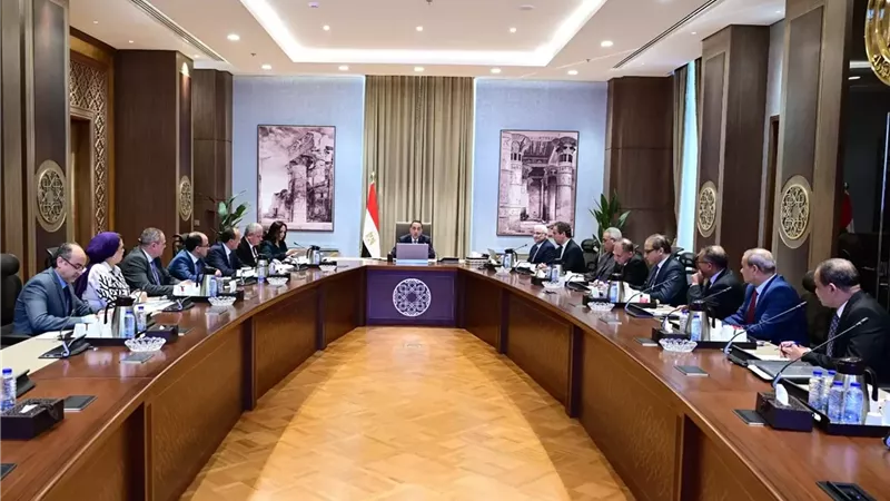 مدبولي: الإعلام أحد مفردات القوى الناعمة للدولة ودوره حيوي في بناء الشخصية المصرية الوطنية