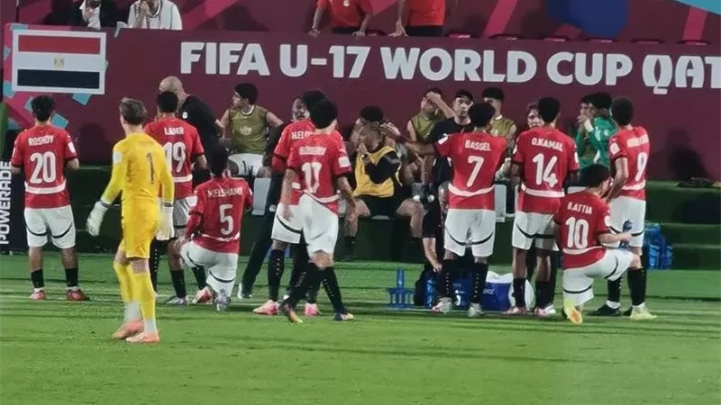 منتخب الناشئين يخسر من إنجلترا في كأس العالم ويتأهل لدور الـ 32