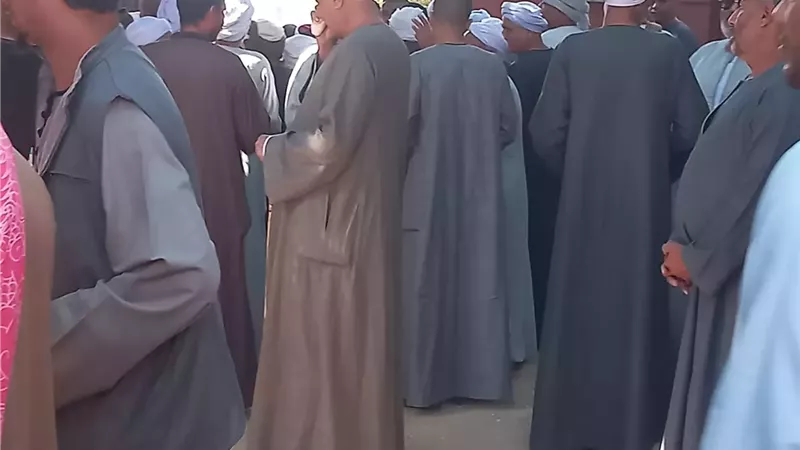 رئيس مدينة الزينية يتابع أعمال اللجان الانتخابية