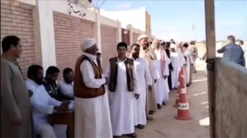 توافد الناخبين أمام لجان مطروح باليوم الثانى لانتخابات النواب