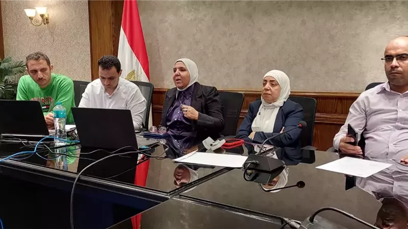 غرفة العمليات المركزية بوزارة الشباب تتابع سير العملية الإنتخابية