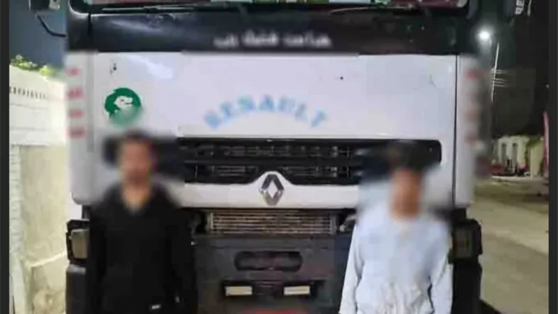 ضبط سائق نقل اصطدم بسيارة شخص وهرب بالقاهرة