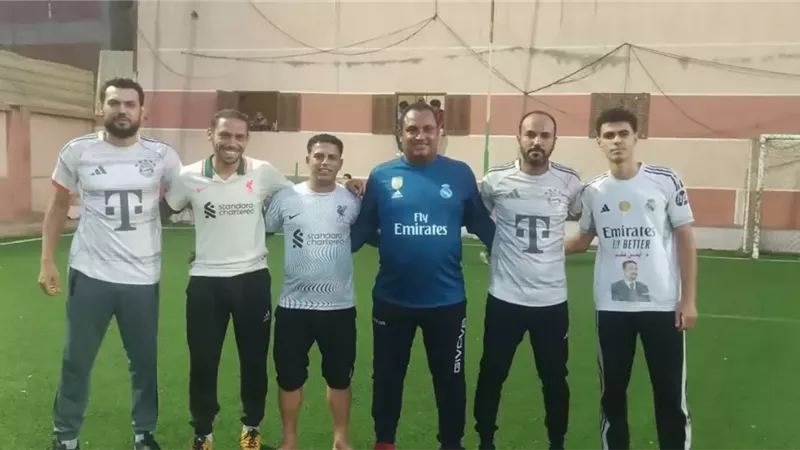 الشهيدهزم قشطوخ واصدقاء ابراهيم الوكيل وعادل ابوطالب حبايب