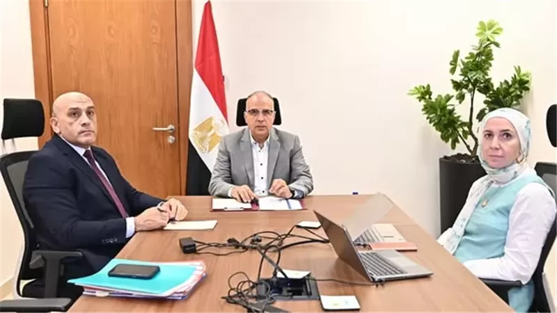 وزير الري يؤكد أهمية تشجيع البحث العلمي لإيجاد حلول لتحديات المياه