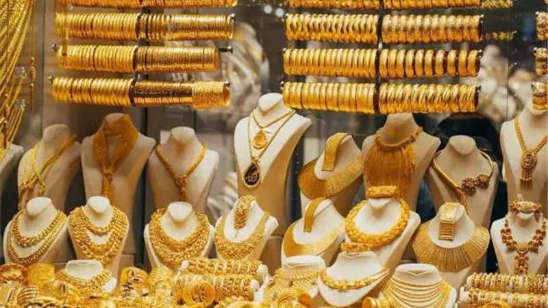 سعر الذهب الآن.. عيار 18 يسجل 4727 جنيها