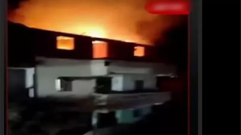 ضبط طالب اشعل النيران فى سطح عقار جده بسبب سوء معاملته بكفر الشيخ