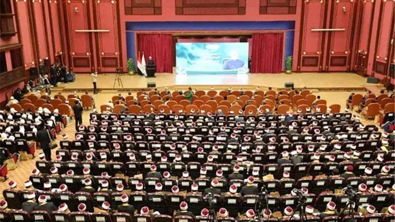 وصايامن المفتي للطلاب الوافدين في حفل تخرجهم