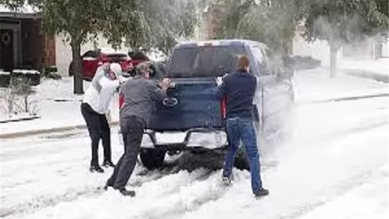 18 مليون أمريكى تحت حصار أول موجة برد كبرى والثلوج
