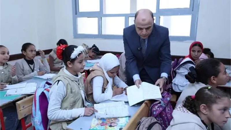 عبدالمعطي يفتتح أعمال تطوير مدرسة الشباسية الابتدائية المشتركة