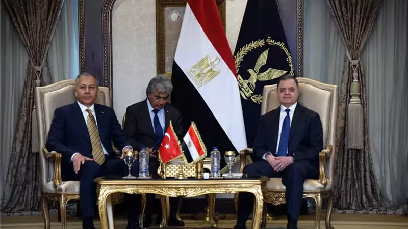 وزير الداخلية يستقبل نظيره التركى لتعزيز التعاون بين البلدين