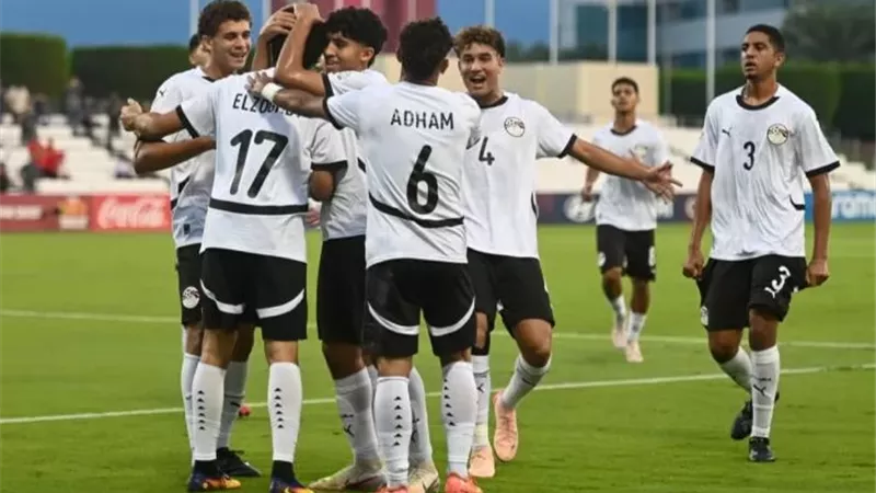 مارسيليا الفرنسي يستهدف نجم الأهلي الموهوب بعد تألقه في المونديال