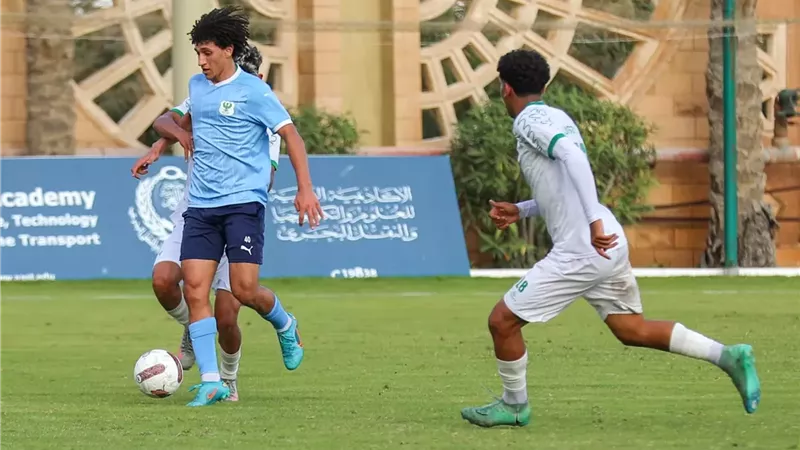 المصري يفوز على فريق الشباب 