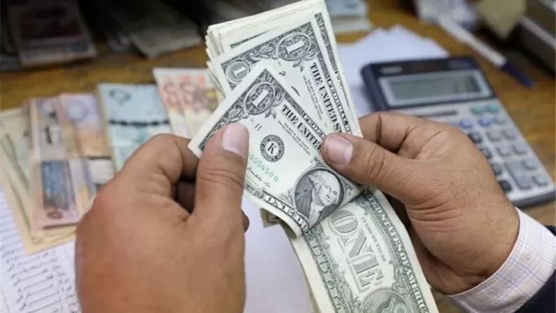 سعر الدولار في البنوك المصرية بمستهل التعاملات.. البنك الأهلي يسجل 47.15 جنيه للشراء