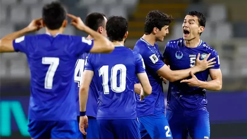 منتخب أوزبكستان يتقدم علي منتخب مصر بهدف أورنوف
